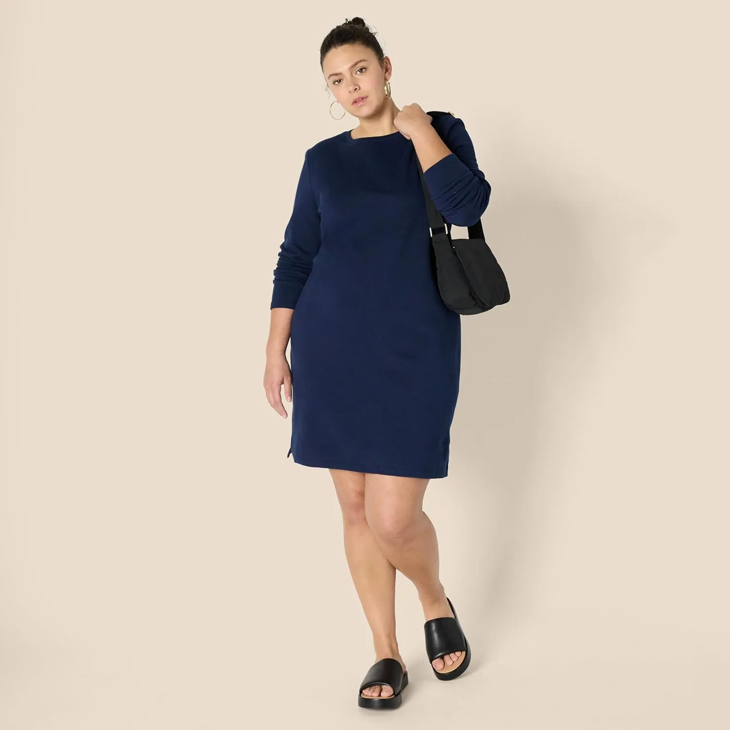 Amazon Essentials Women's Crewneck Long-Sleeve Fleece Above-The-Knee Dress